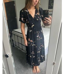 Butterfly wrap dress. Small. Adjustable waist.